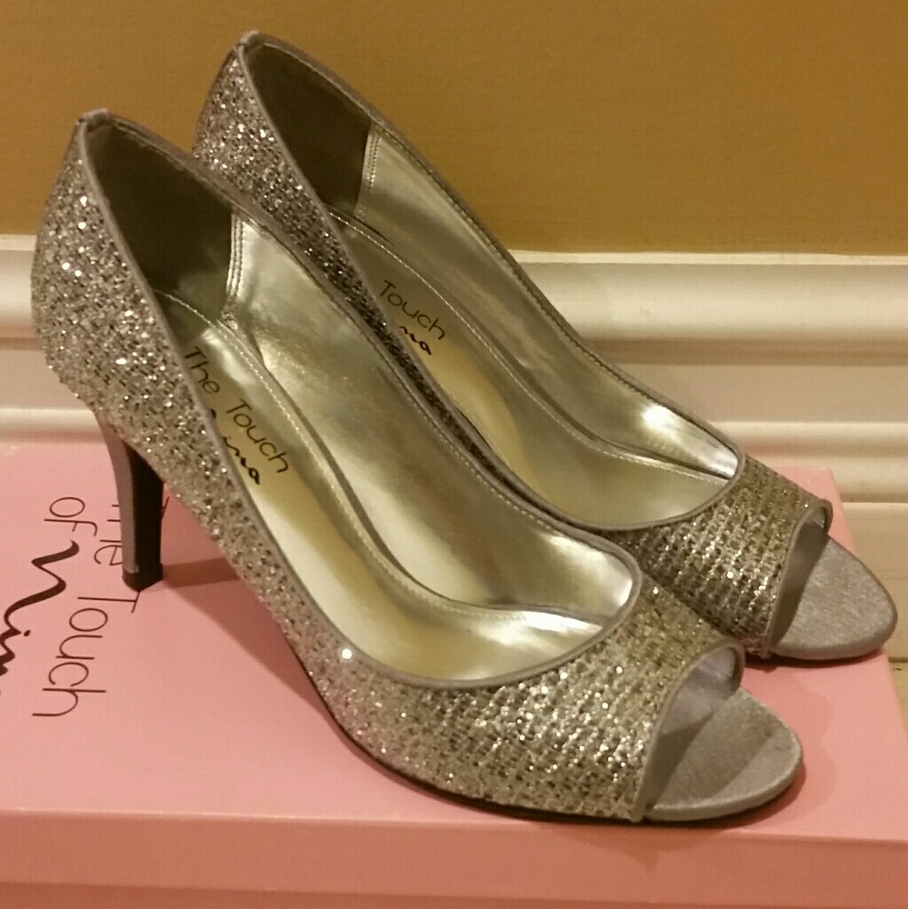 A Touch of Nina, Pewter Glitter Net Peeptoe Shoe